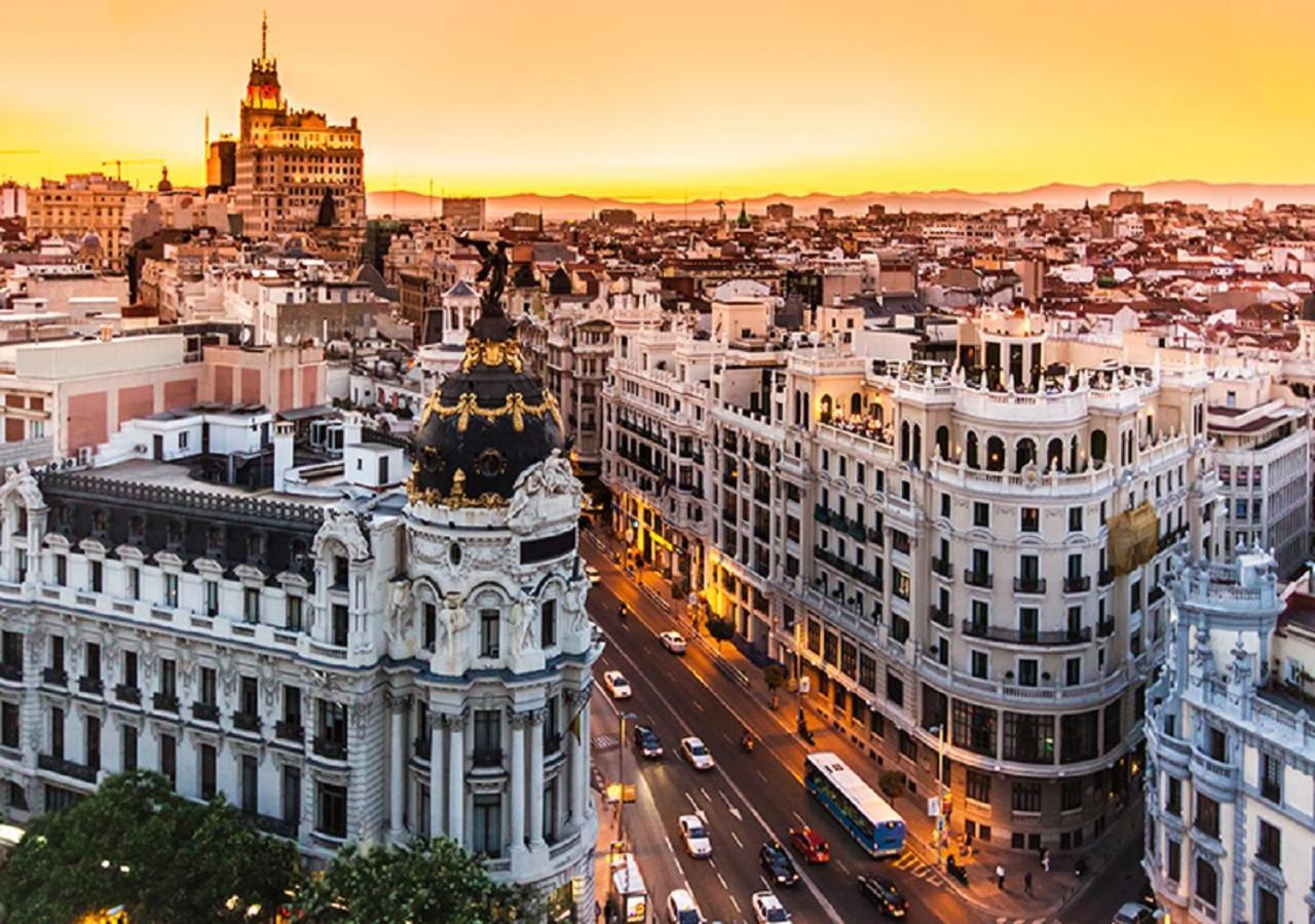 Chueca Gran Via Lägenhet Madrid Exteriör bild
