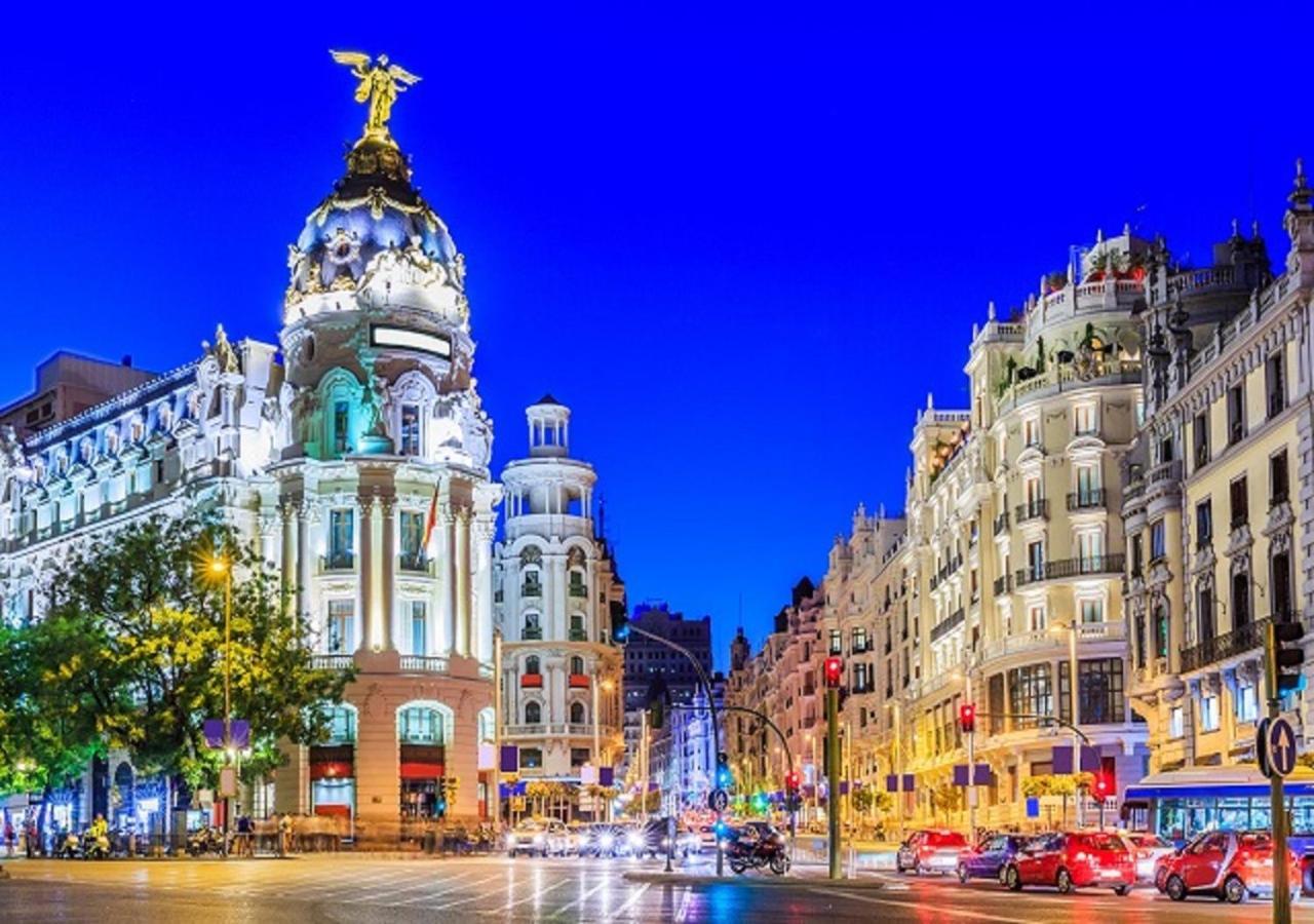 Chueca Gran Via Lägenhet Madrid Exteriör bild